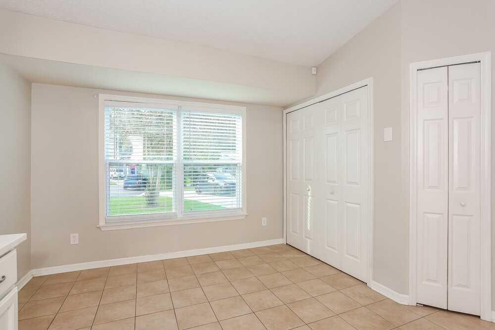 8256 Teaticket Dr - Photo 6 of 16