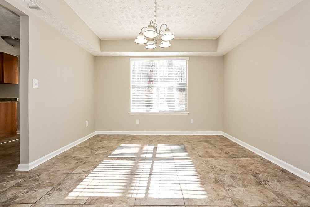 245 Marcliff Ct - Photo 6 of 17