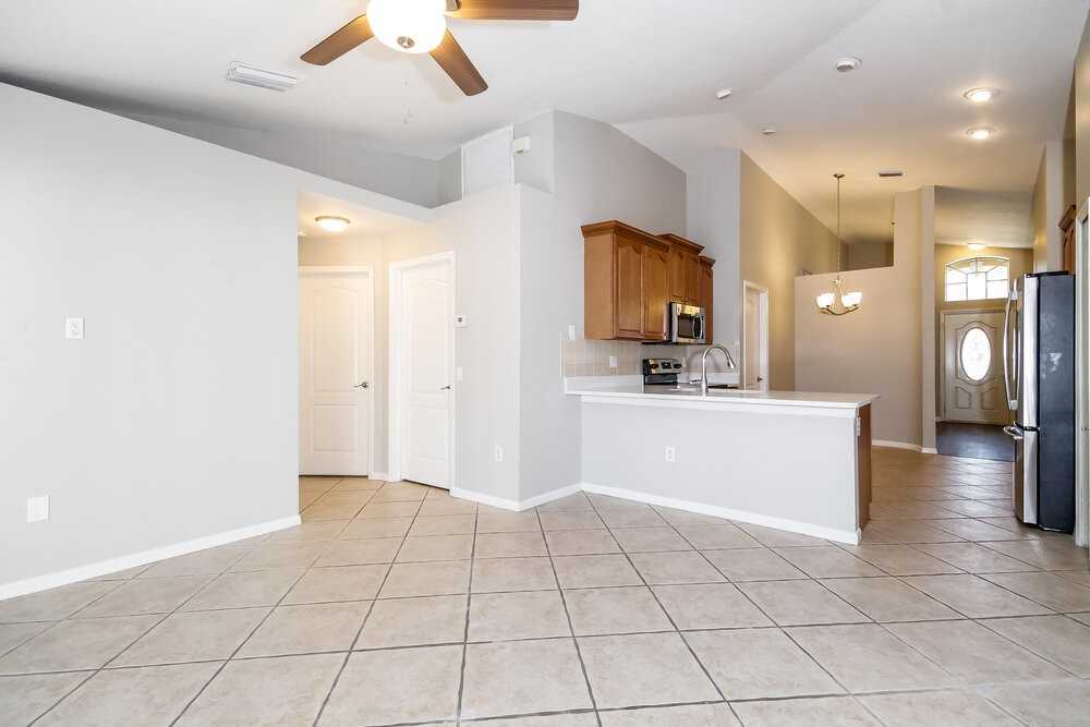 25151 Seven Rivers Cir - Photo 2 of 14