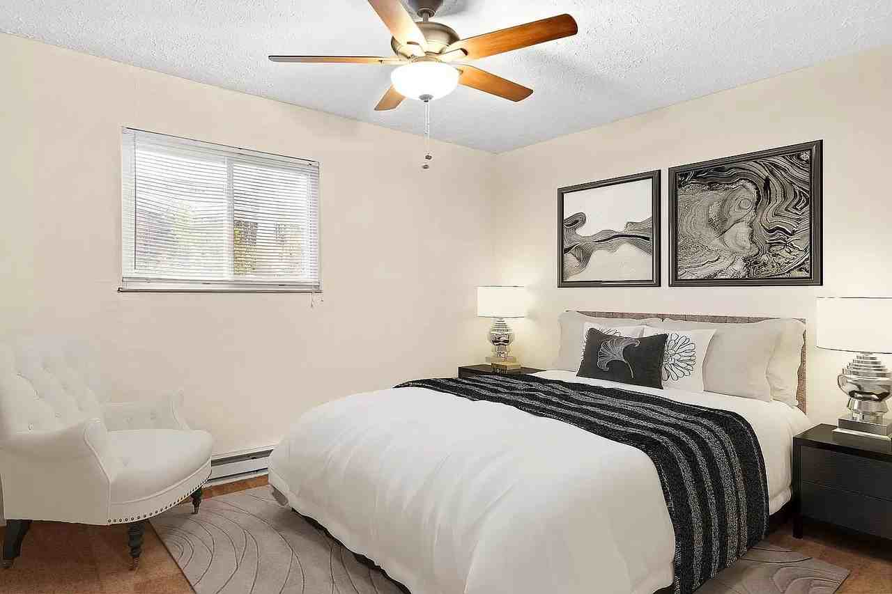 1031 Brooks End Ct #1031 - Photo 3 of 9