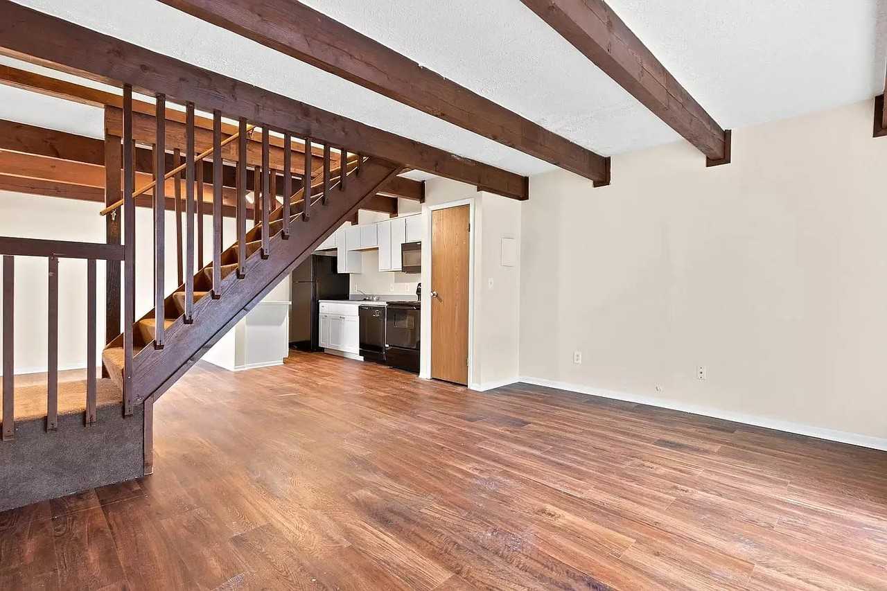 1031 Brooks End Ct #1031 - Photo 4 of 9