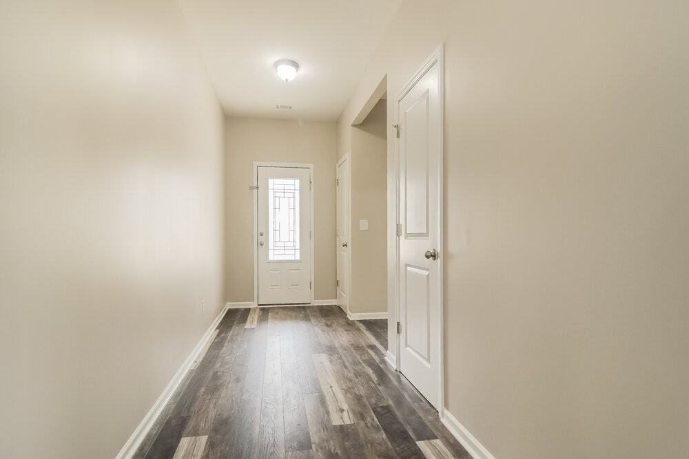 22 Bartlett Dr - Photo 3 of 15