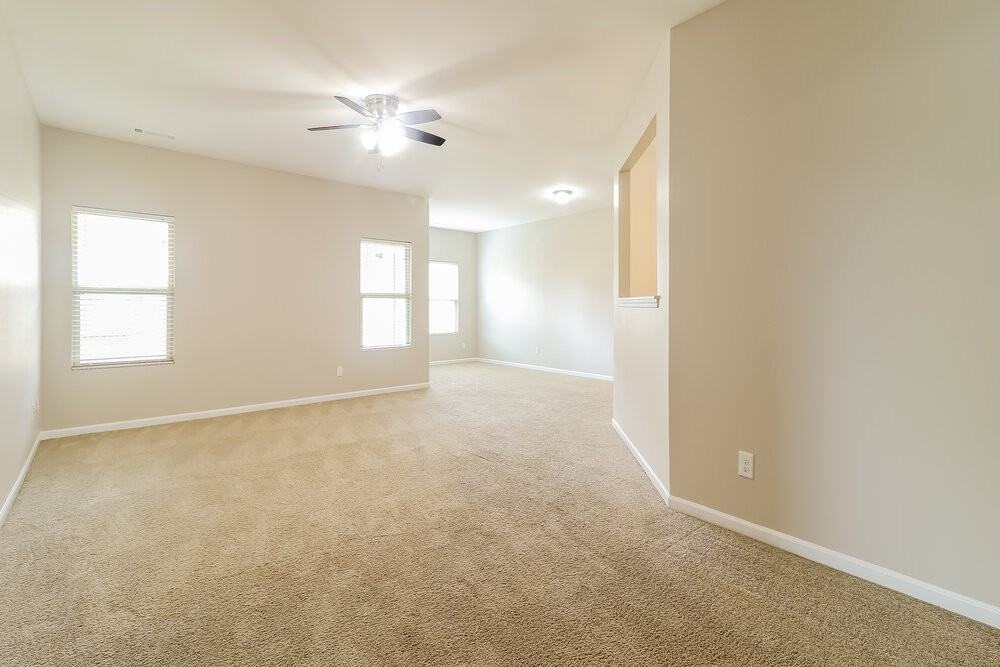 22 Bartlett Dr - Photo 5 of 15