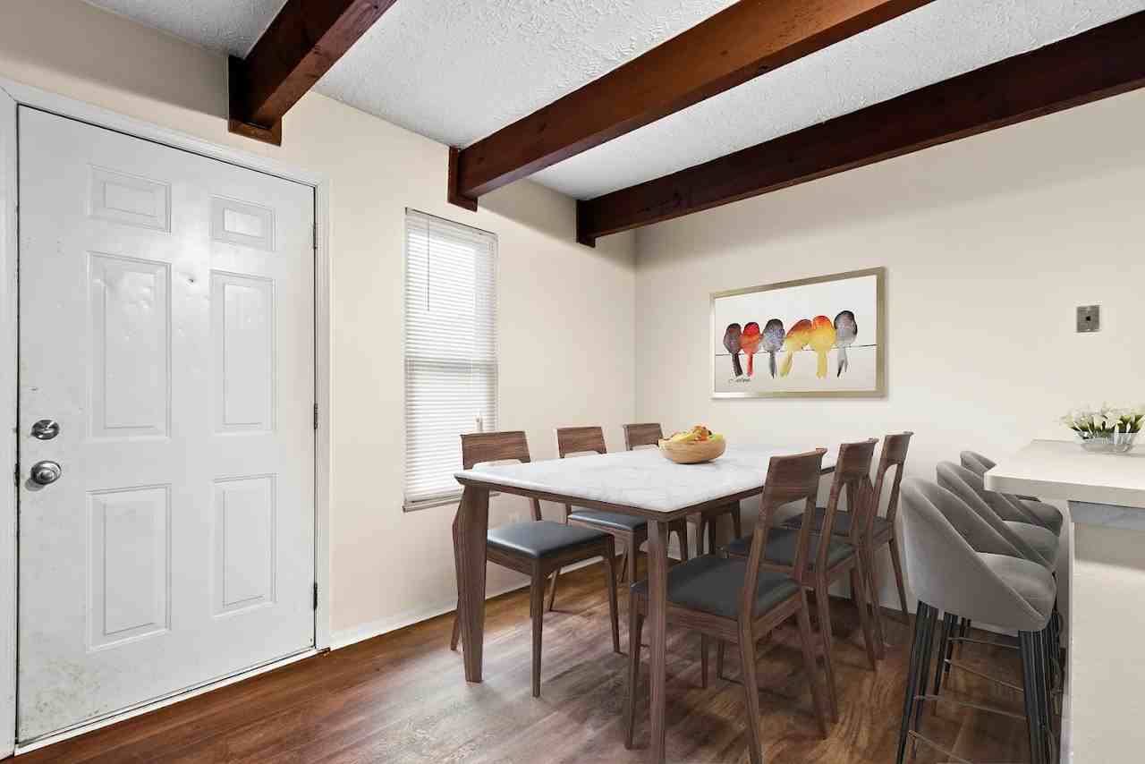 2415 Eakin Rd #2415 - Photo 3 of 9