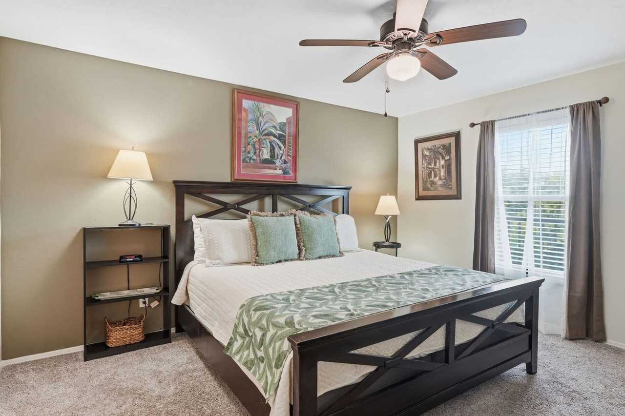 600 Neapolitan Way - Photo 4 of 34