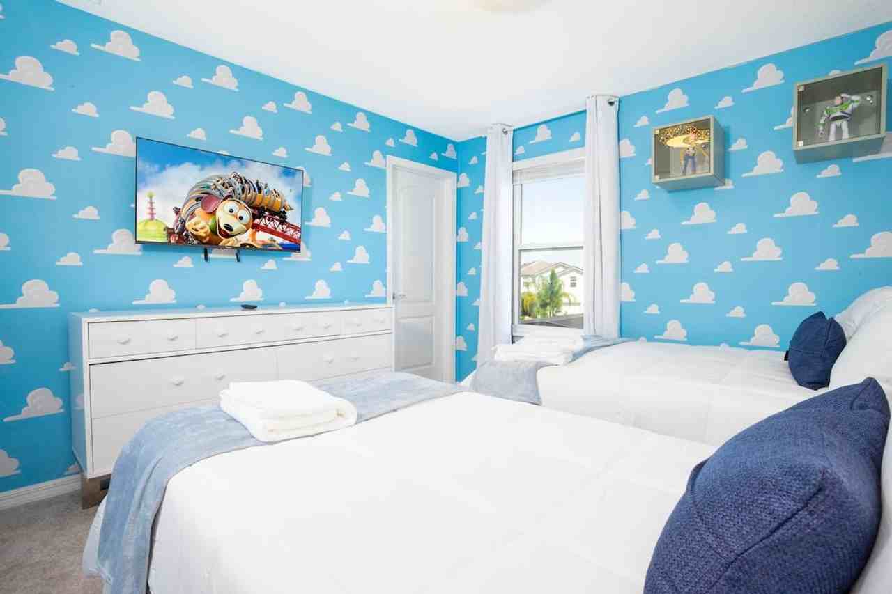 7316 Oakmoss Loop #1603875P - Photo 6 of 43