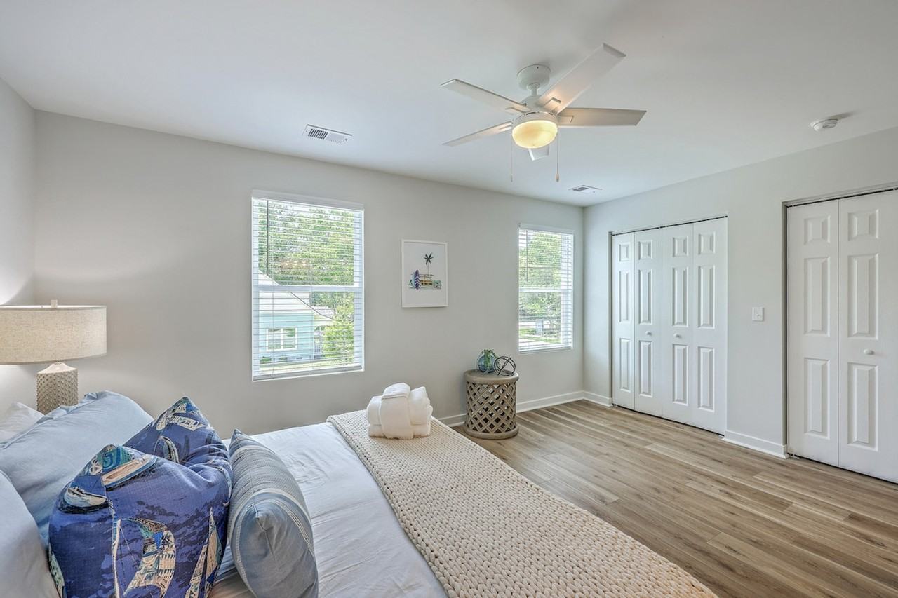 5758 Pilgrim Ave #1604239P - Photo 6 of 38