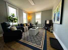 featured image of 203 S Dupont St