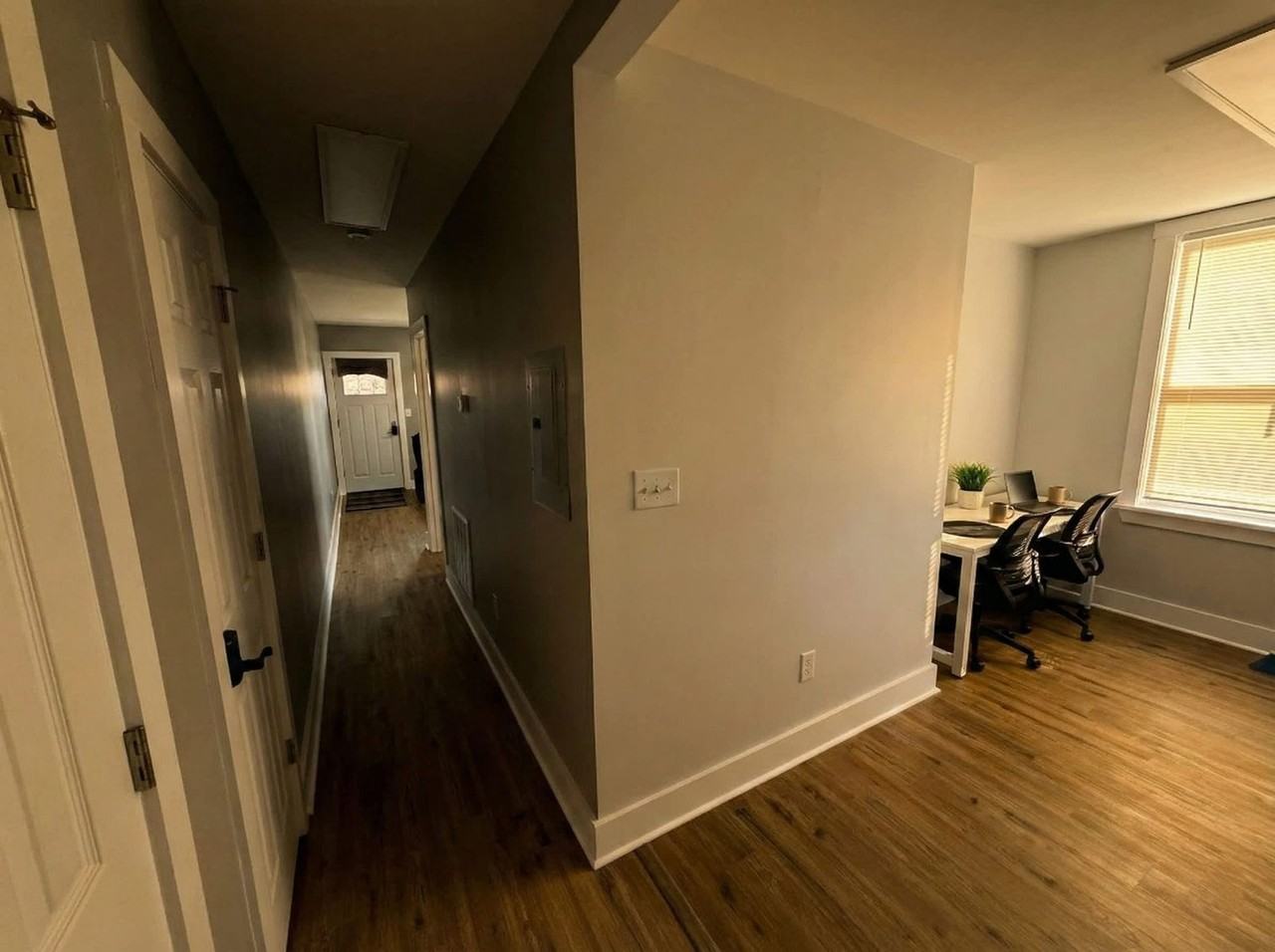 203 S Dupont St #1604256P - Photo 5 of 12