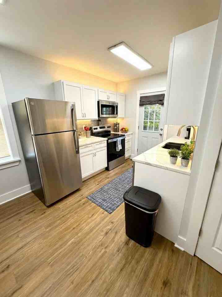 203 S Dupont St #1604256P - Photo 6 of 12