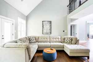 featured image of 16 Taylors Mill Ln