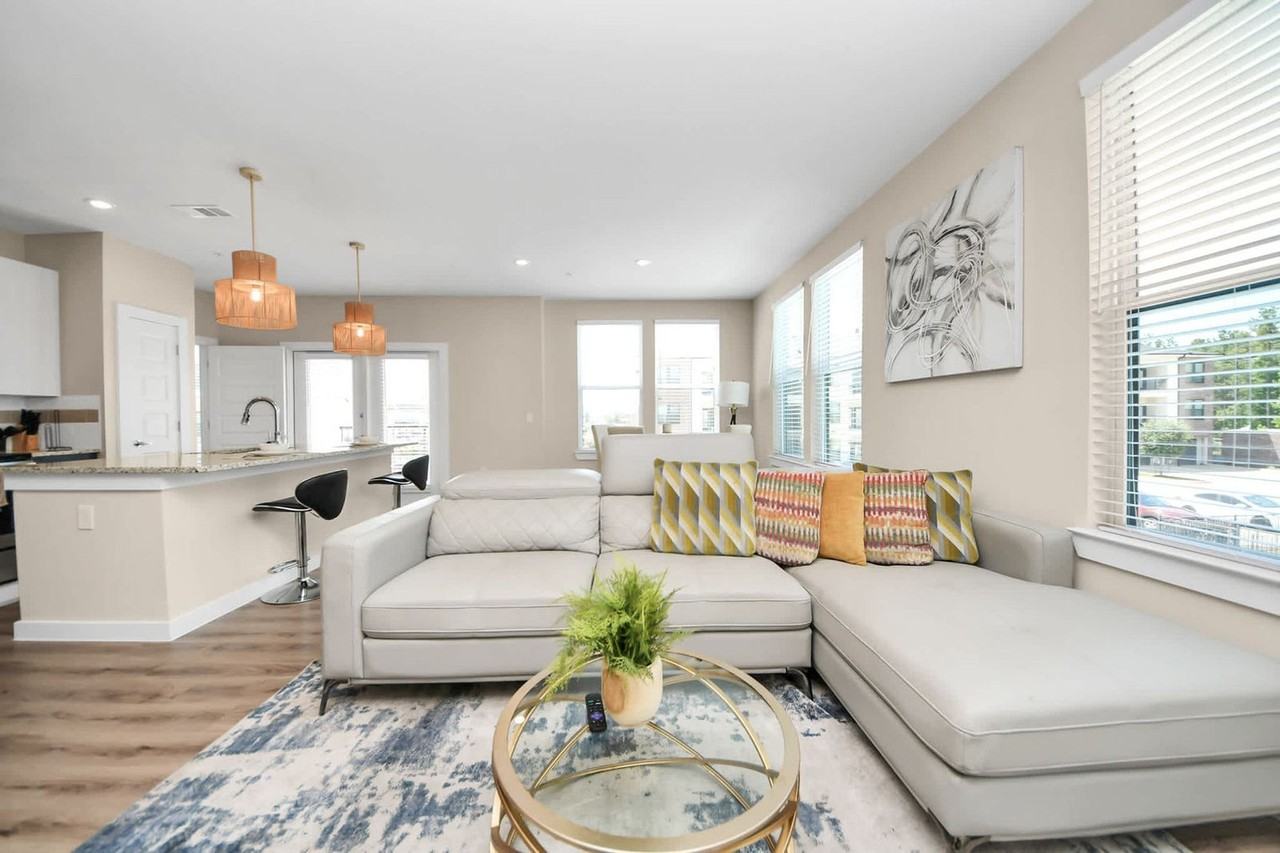 1800 Central Pine St #1604309P - Photo 5 of 46