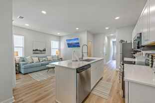 5754 Pilgrim Ave - Photo 1 of 1