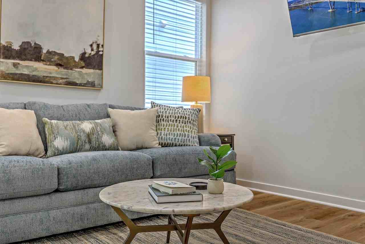 5754 Pilgrim Ave #1604338P - Photo 7 of 44
