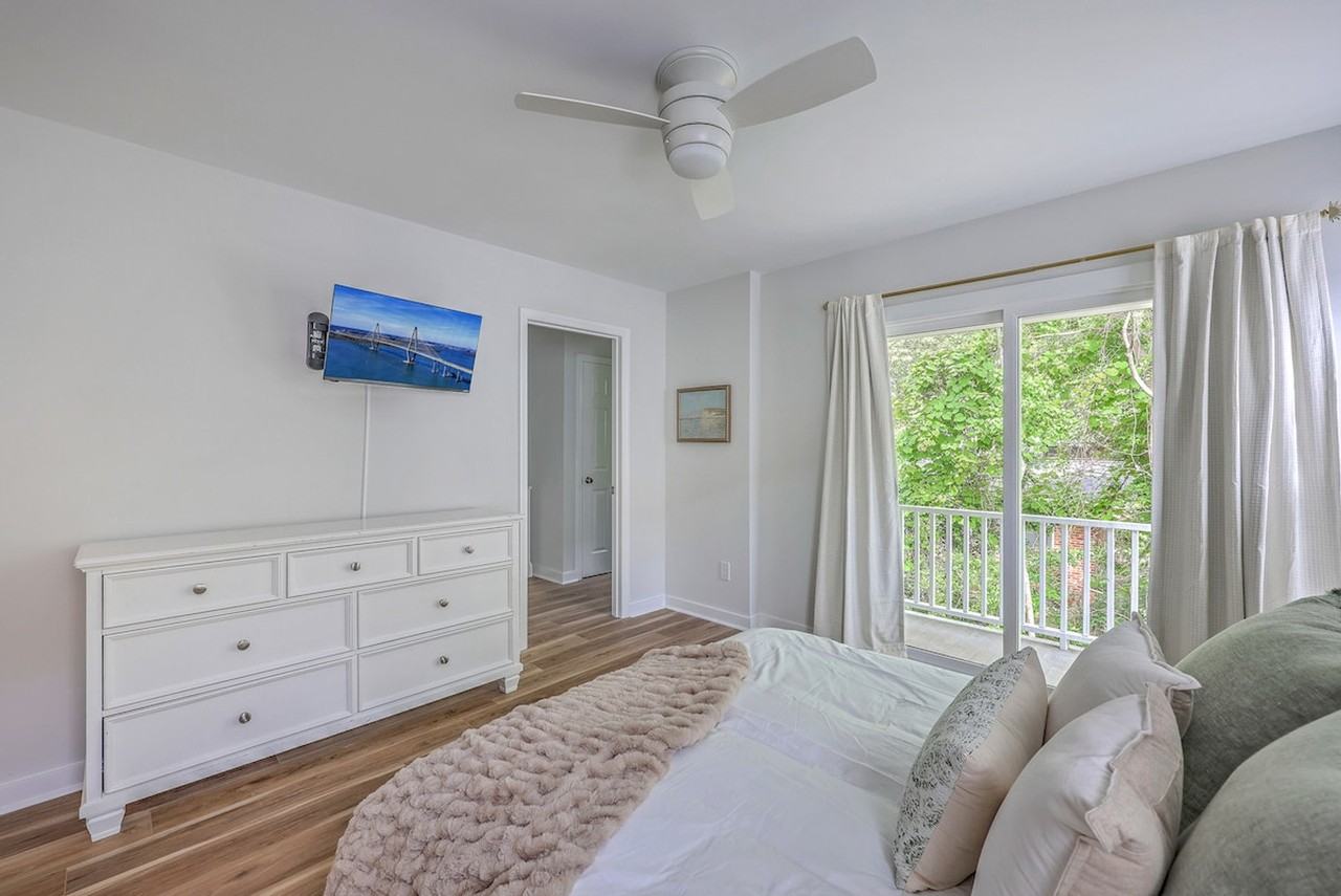 5754 Pilgrim Ave #1604338P - Photo 7 of 34