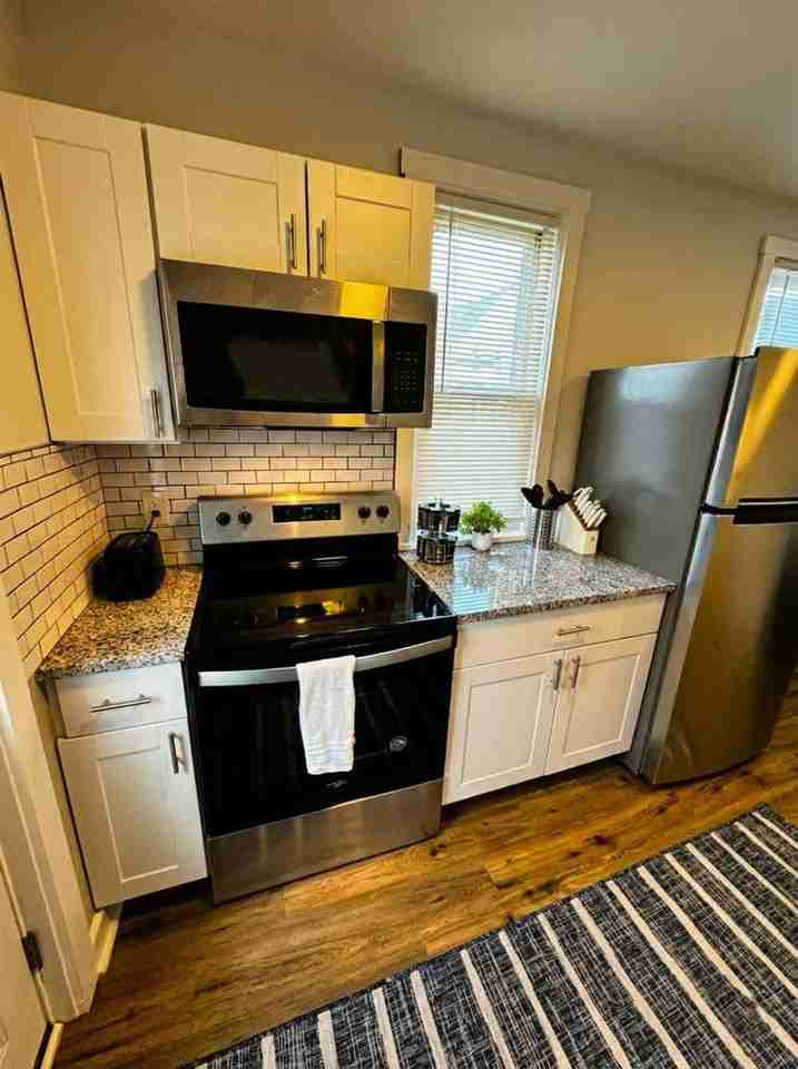 201 S Dupont St #1604340P - Photo 7 of 12