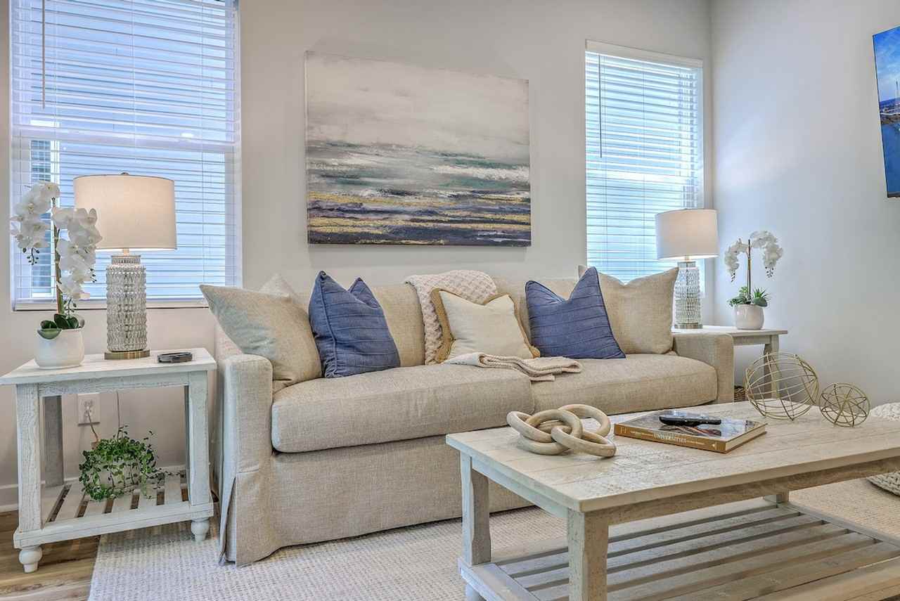 5752 Pilgrim Ave #1611032P - Photo 2 of 38