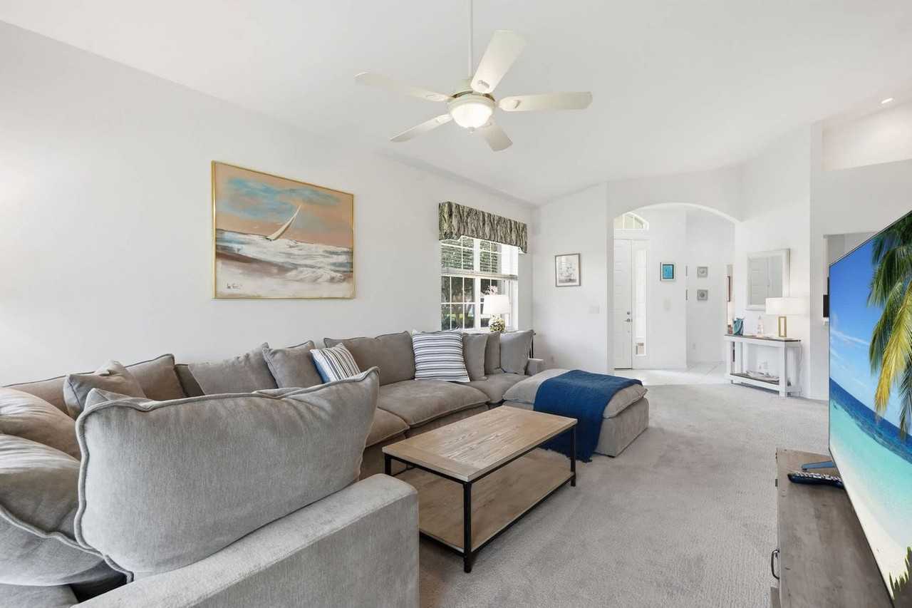 2081 Crestview Way #1621725P - Photo 2 of 50