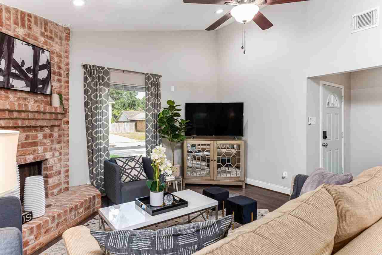 1043 Grand Junction Dr #1607397P - Photo 4 of 27
