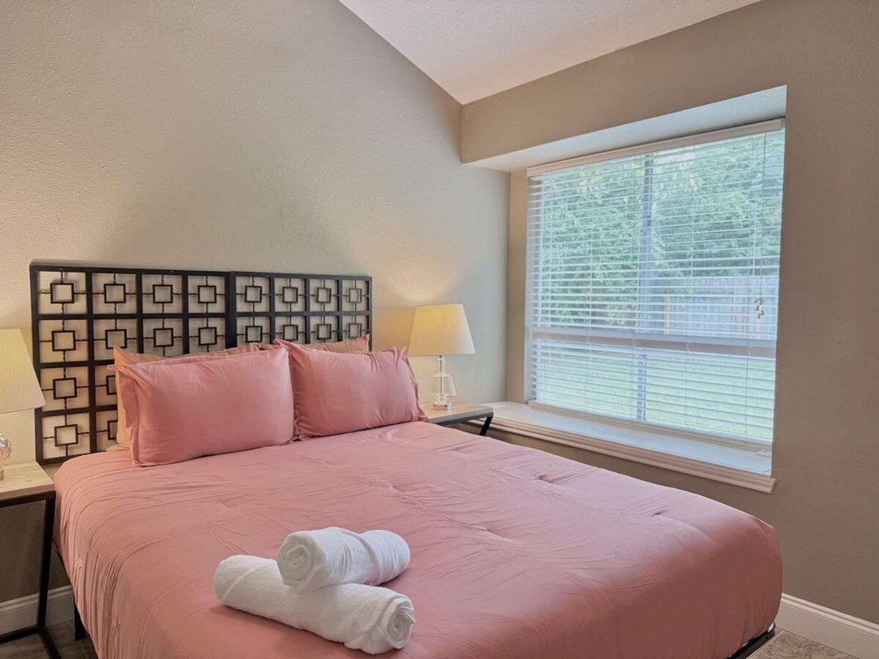 20538 Blue Beech Dr #1607403P - Photo 4 of 19