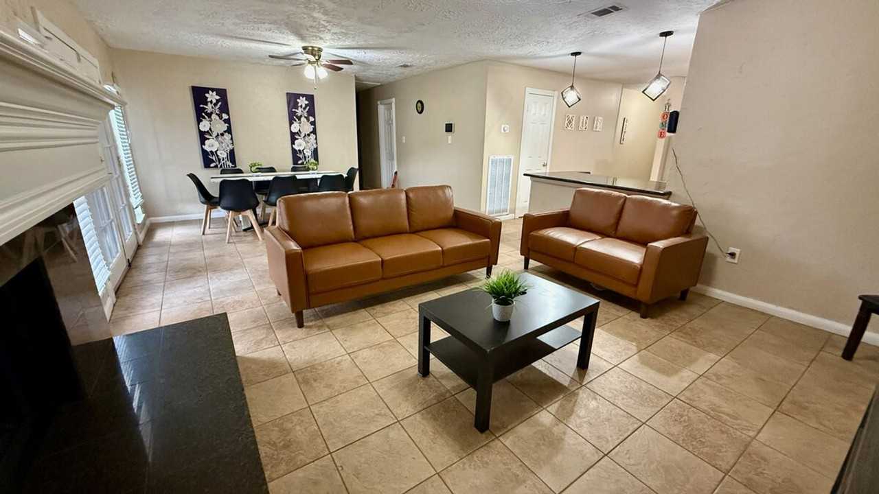 14102 Sylvia Dr #1603437P - Photo 2 of 35