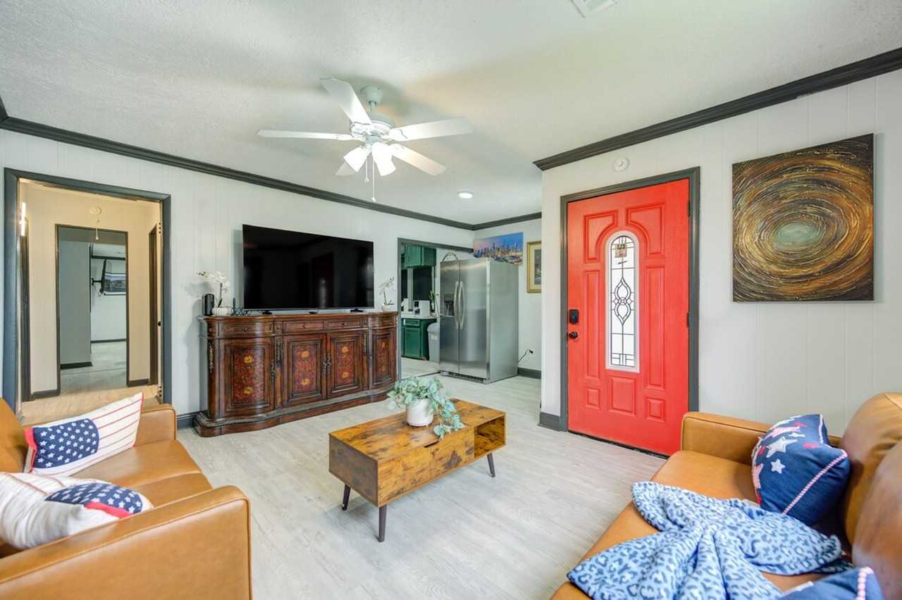 12434 Mylla St #1603450P - Photo 4 of 50