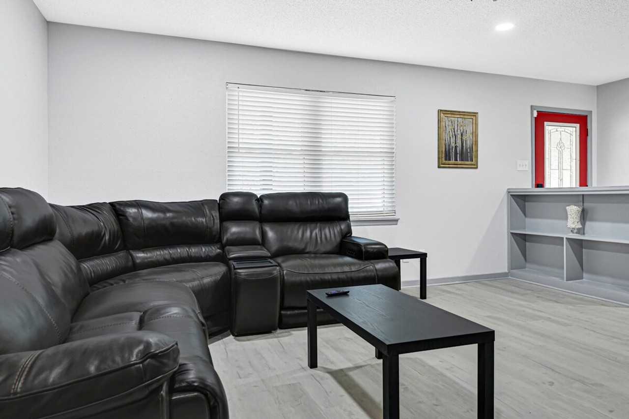 1806 Clayton Dr #1603449P - Photo 2 of 41