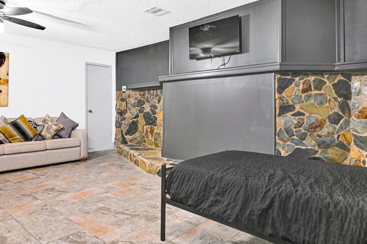 1806 Clayton Dr #1603449P - Photo 6 of 41