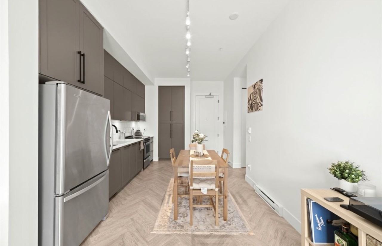 13933 105 Boulevard - Photo 2 of 11