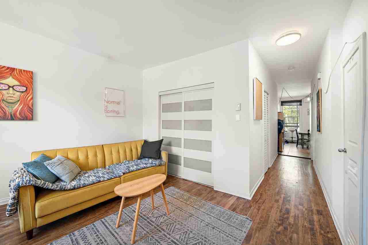 3384 Rue de Rushbrooke - Photo 3 of 14