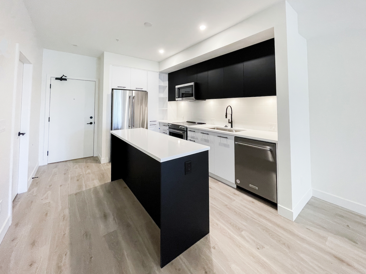 2620 152 Street #405 - Photo 2 of 10