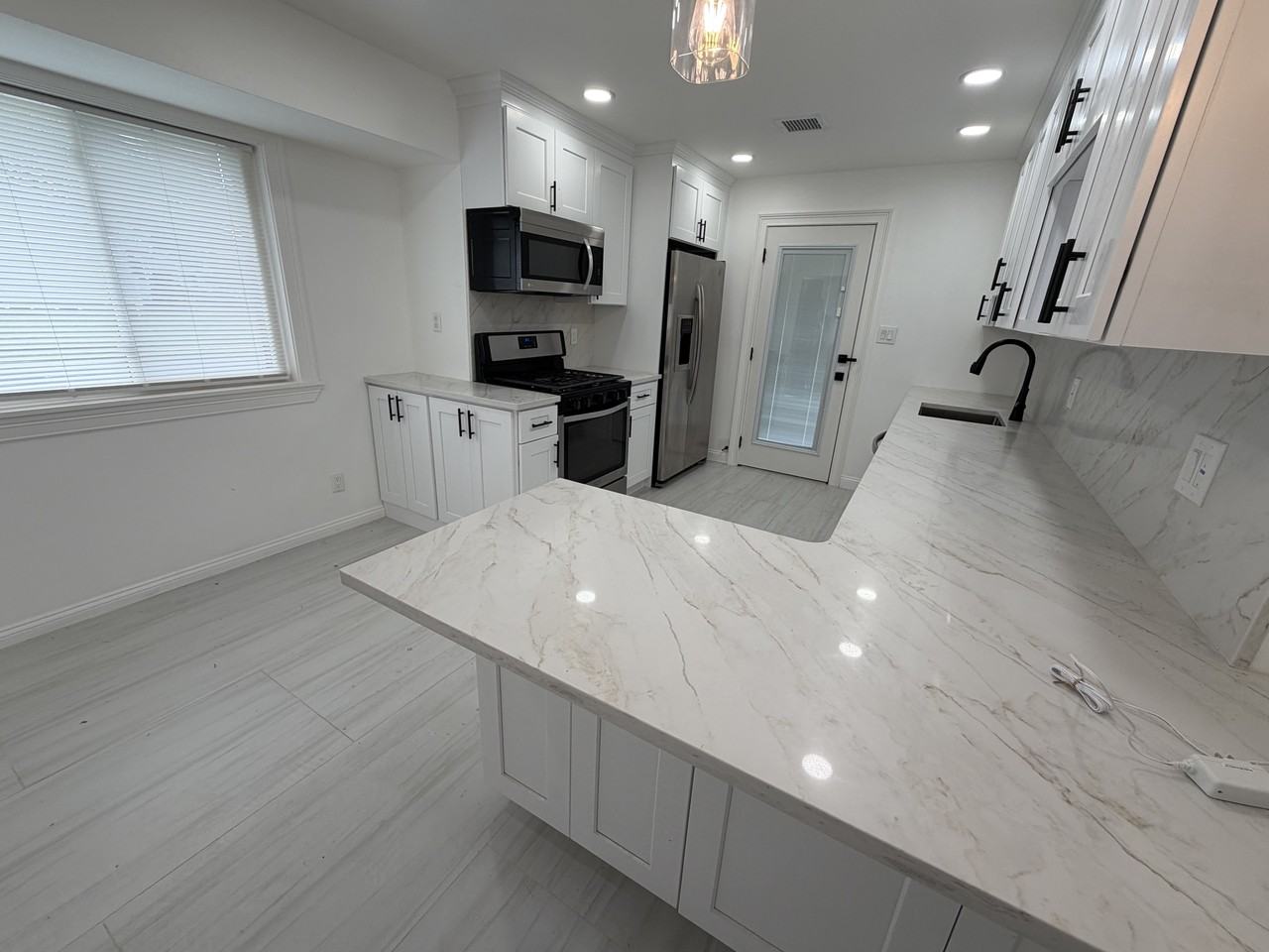 58 Amherst Lane - Photo 2 of 10
