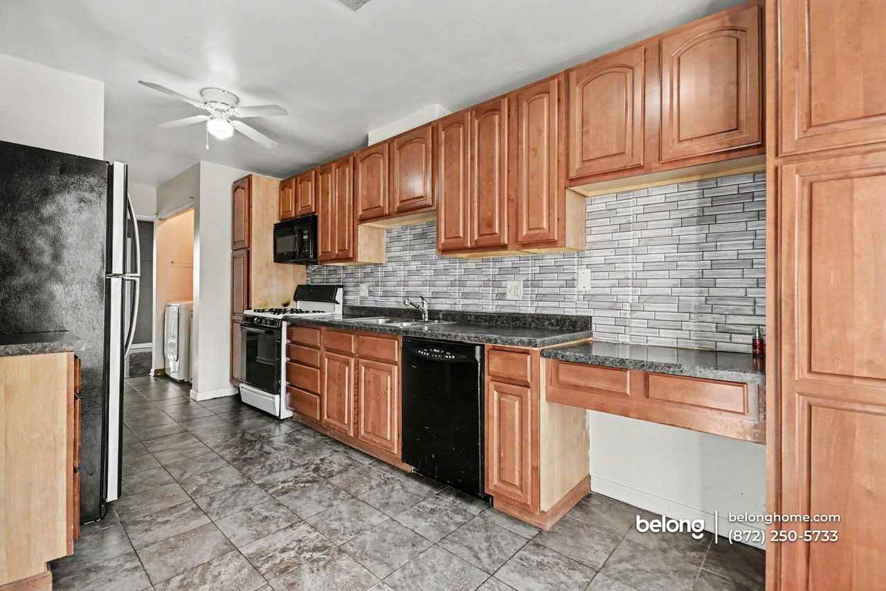 505 Nebraska Cir - Photo 4 of 15