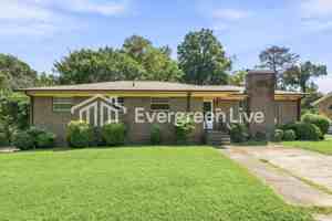 featured image of 933 8th Ave