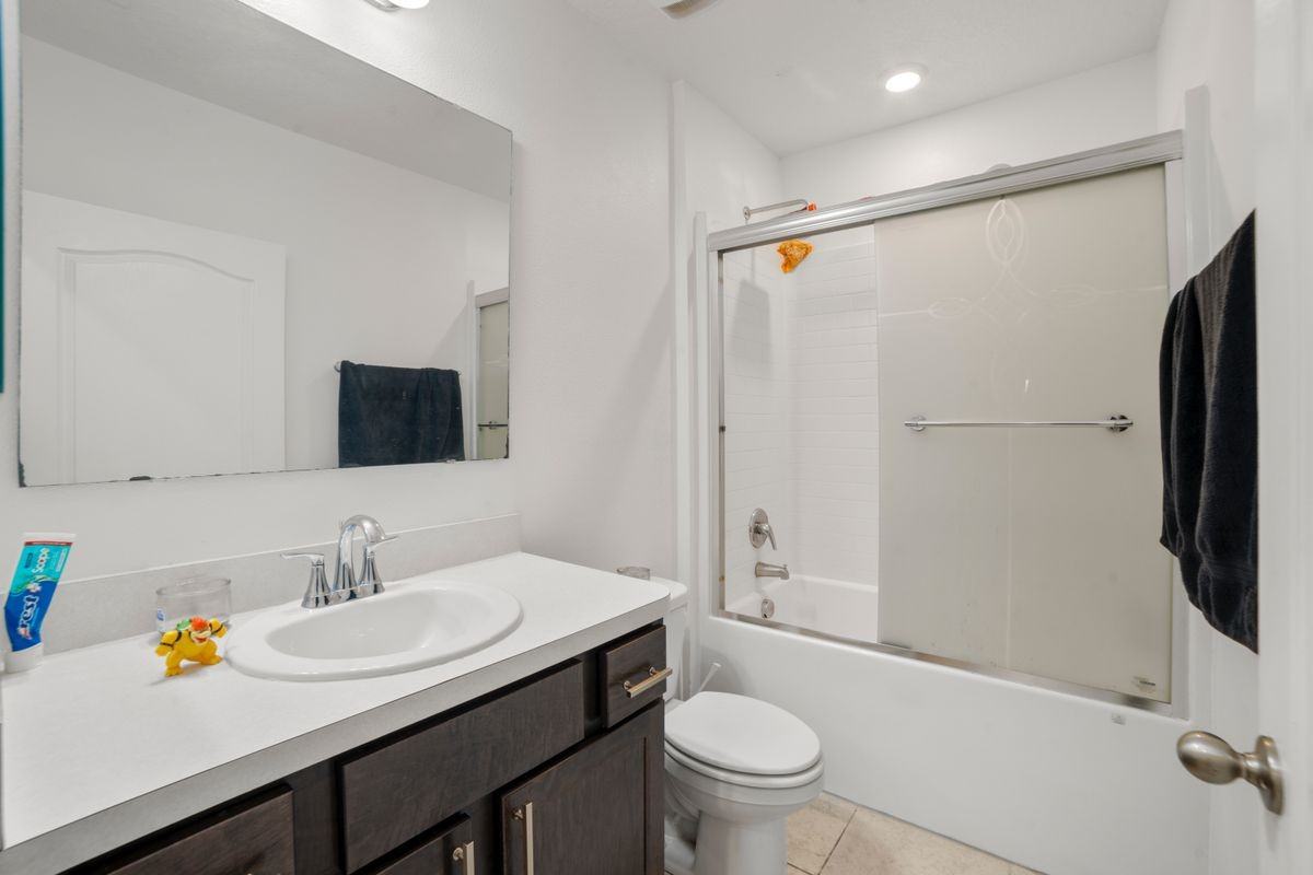 817 Bocavista Ct - Photo 5 of 24