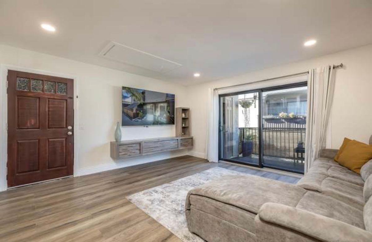 12730 Laurel St ##305 - Photo 4 of 30
