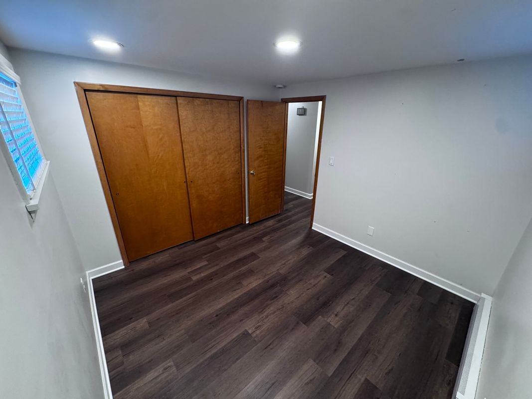 2727 Harlem Rd - Photo 4 of 17