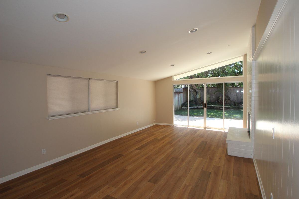 263 Hanover Dr - Photo 3 of 3