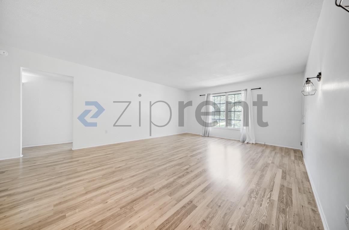 501 Bayview Dr Ne #4 - Photo 4 of 20