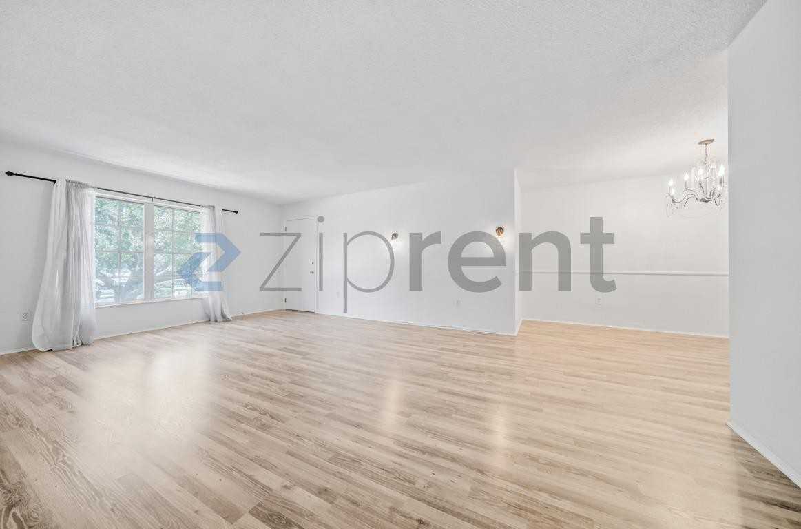 501 Bayview Dr Ne #4 - Photo 5 of 20
