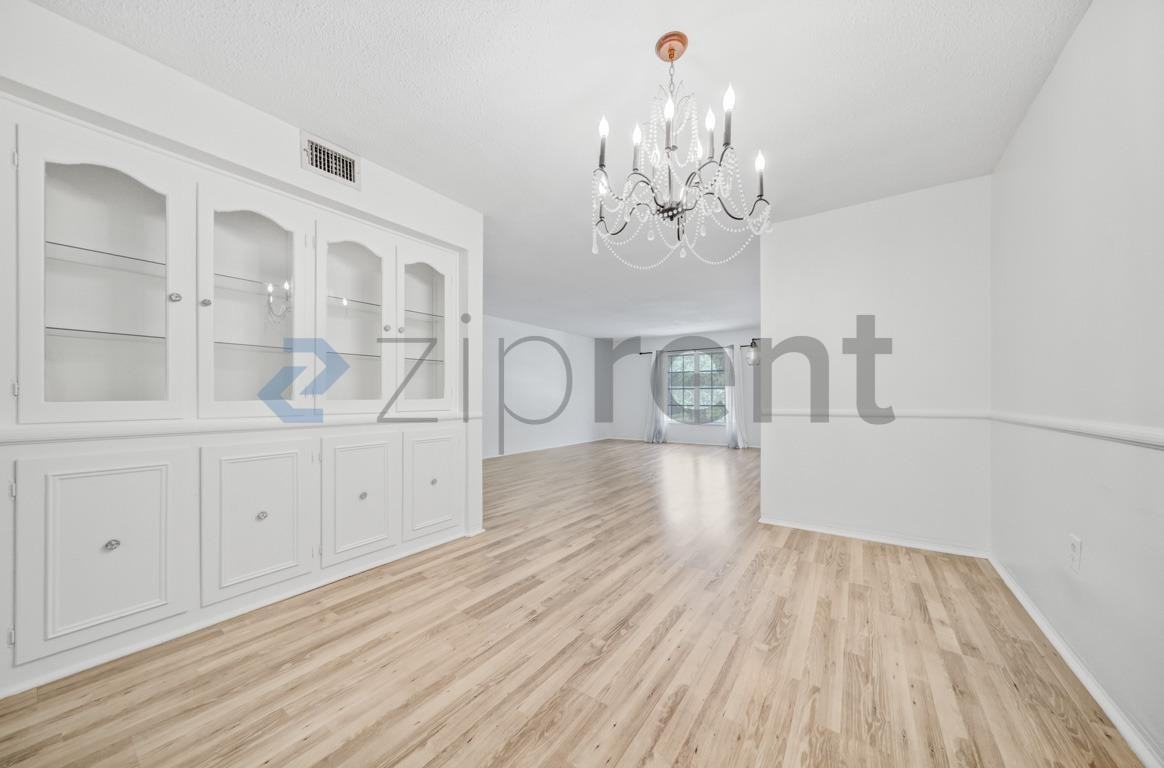 501 Bayview Dr Ne #4 - Photo 6 of 20