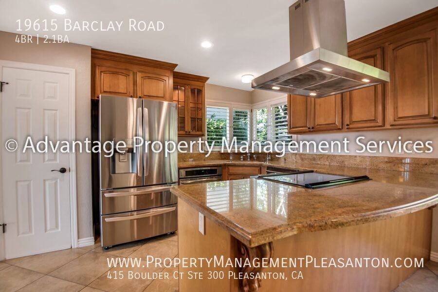 19615 Barclay Rd - Photo 5 of 27