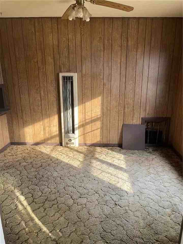 1406 Nw Irwin Ave - Photo 3 of 8