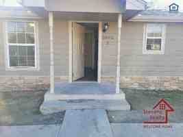 featured image of 1602 Nw Lindy Ave #2