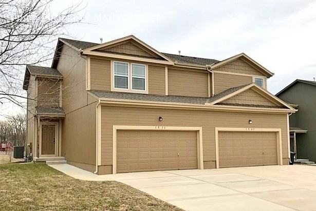 1219 Zarda Ln