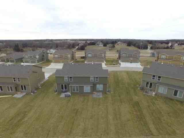 1219 Zarda Ln - Photo 4 of 18