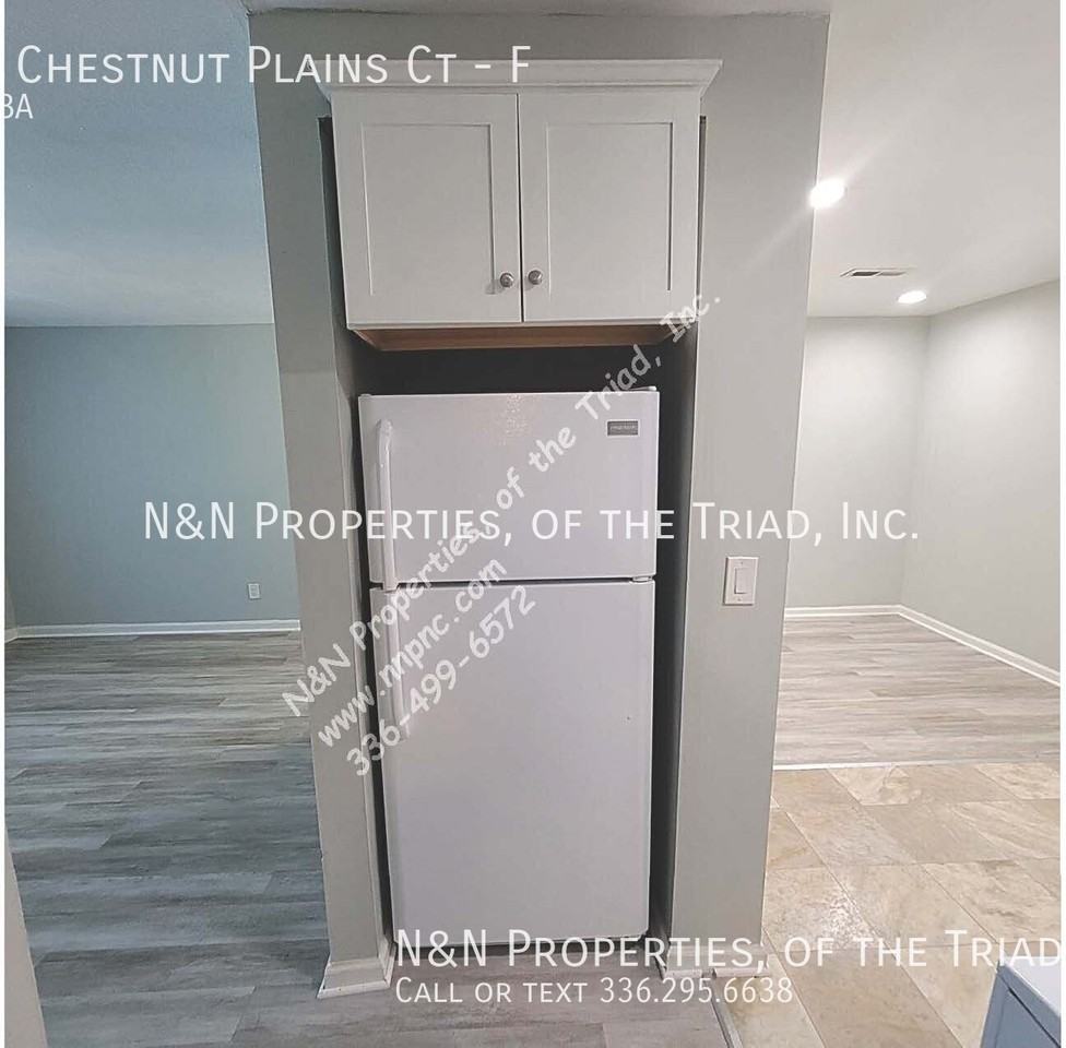 1398 Chestnut Plains Ct #F - Photo 4 of 20