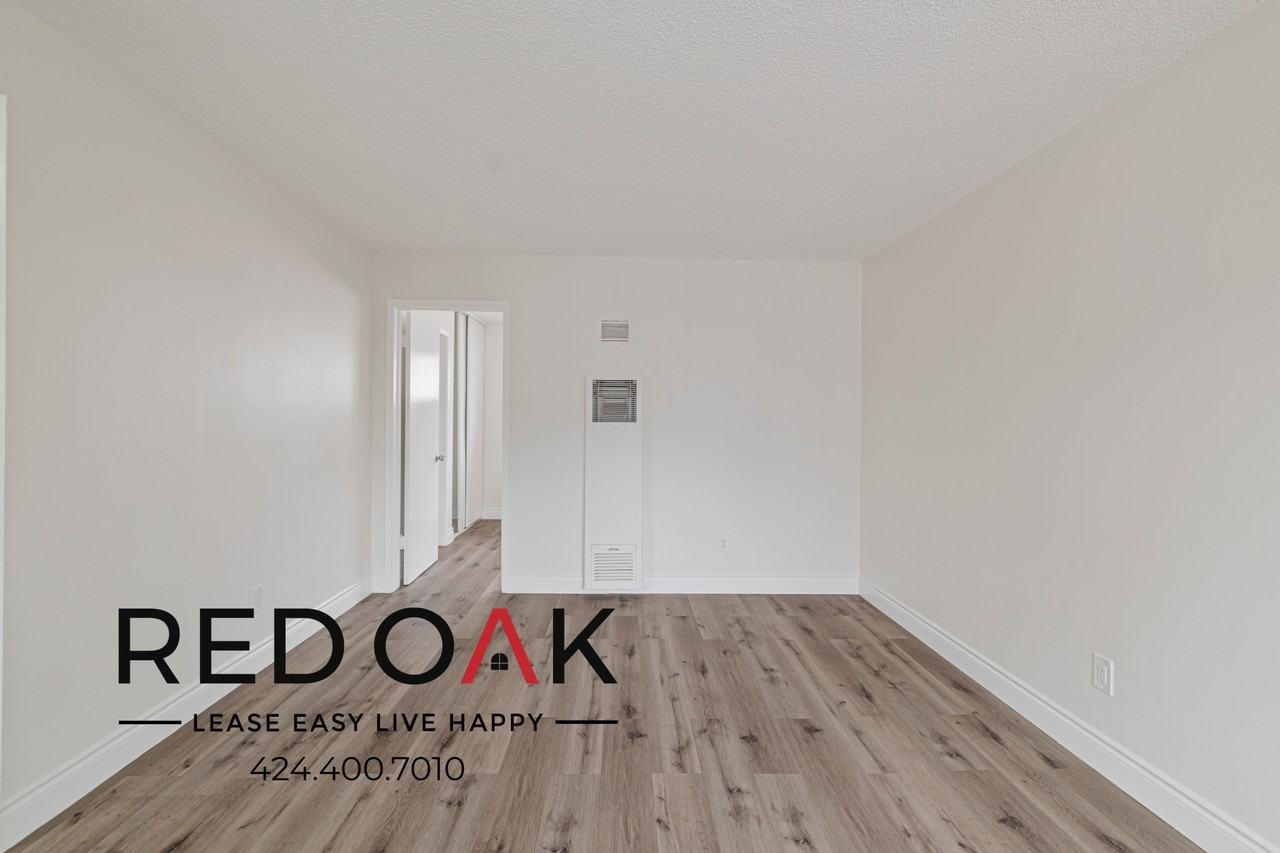 6553 Pickering Ave #F - Photo 5 of 16