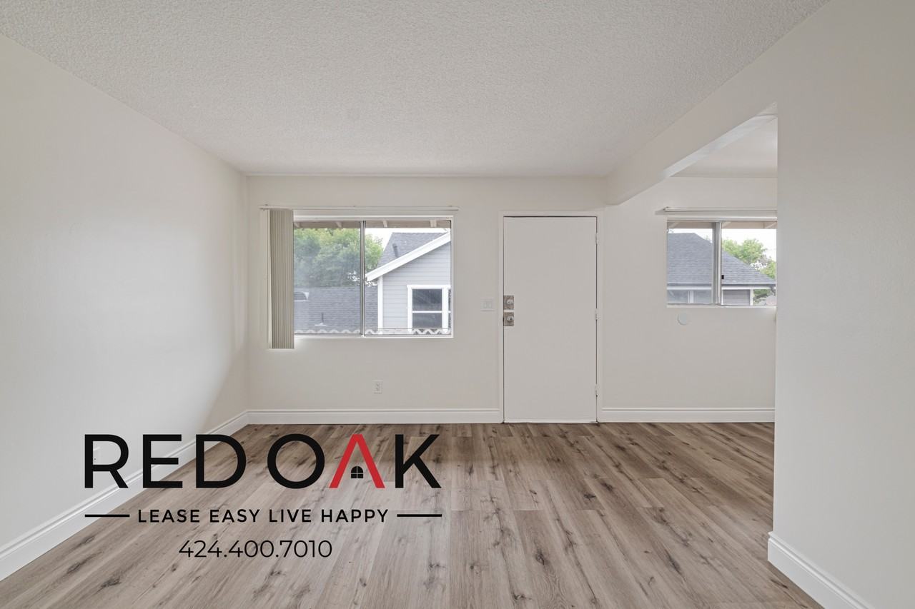 6553 Pickering Ave #F - Photo 6 of 16