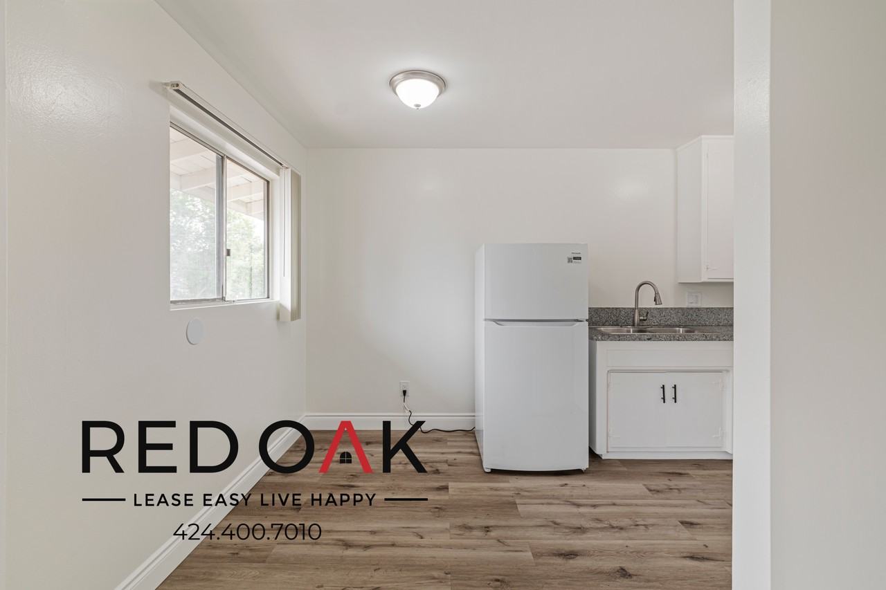 6553 Pickering Ave #F - Photo 7 of 16